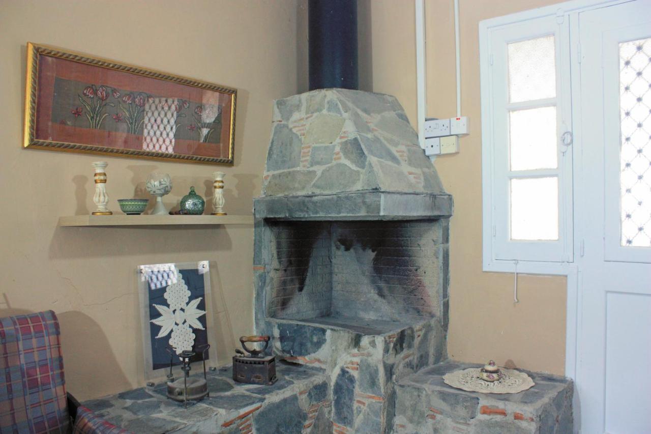 Laoni Guest House In Moutoullas, Marathasa Лимасол Екстериор снимка