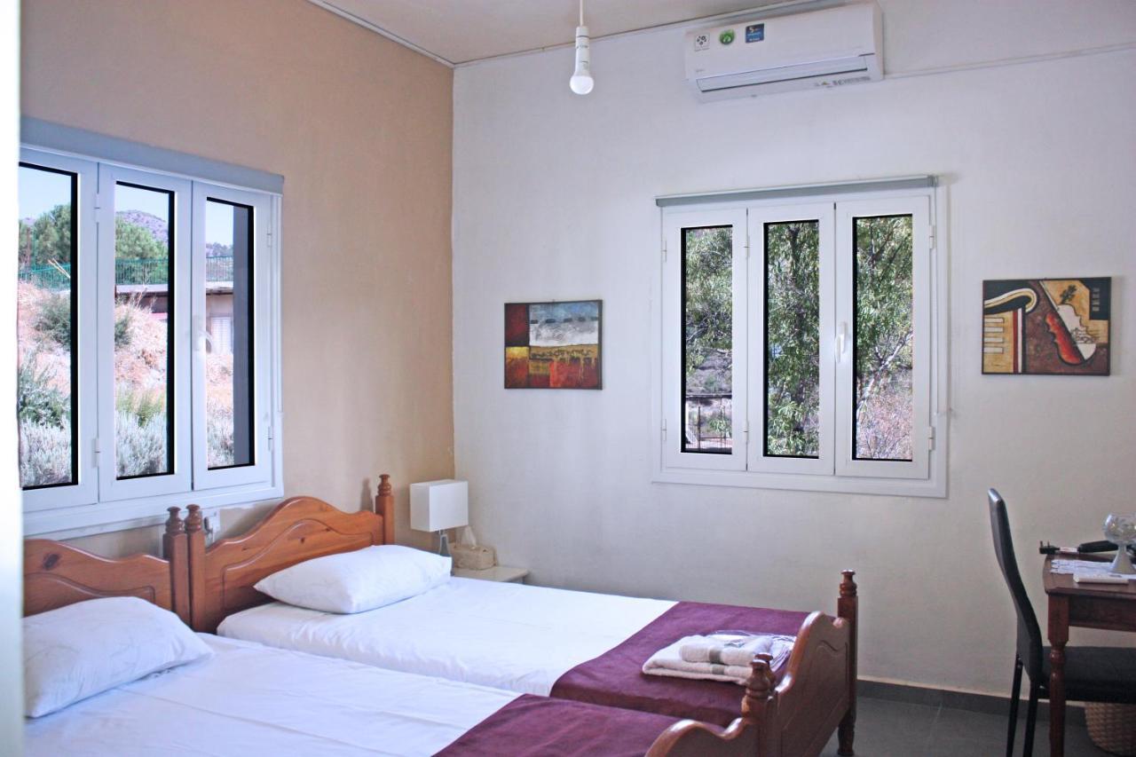 Laoni Guest House In Moutoullas, Marathasa Лимасол Екстериор снимка